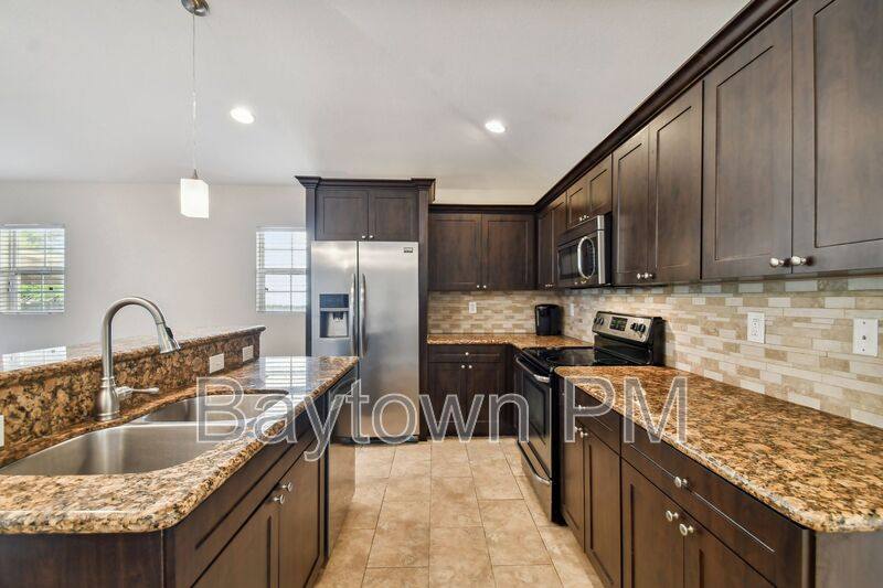 House for rent at 2321 W Beach St, Tampa, FL 33607