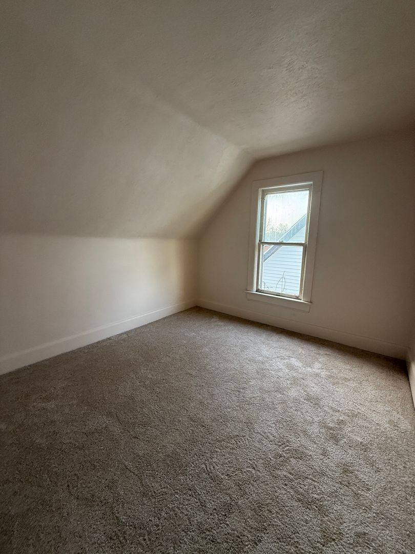 House for rent at 129 N Olive St, South Bend, IN 46628