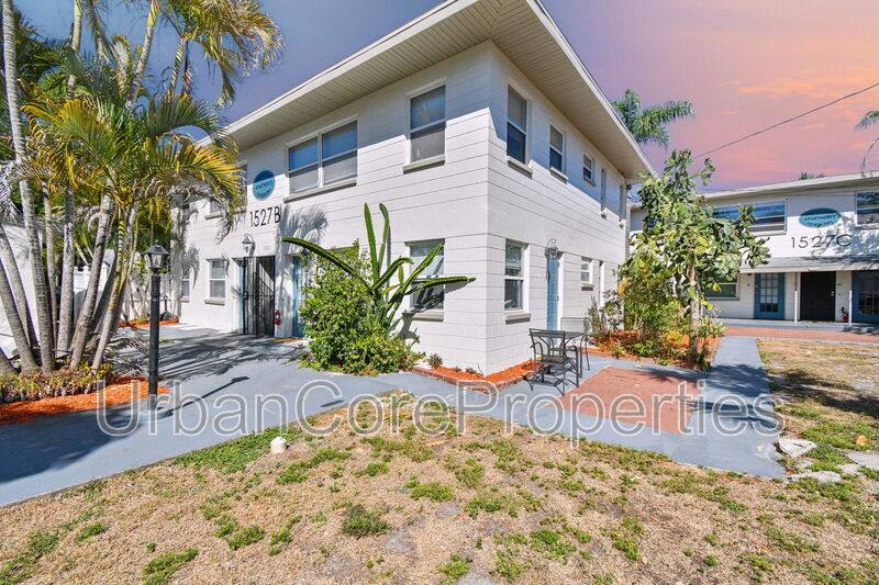 Apartment for rent at 1527 5th St N #B3, Saint Petersburg, FL 33704