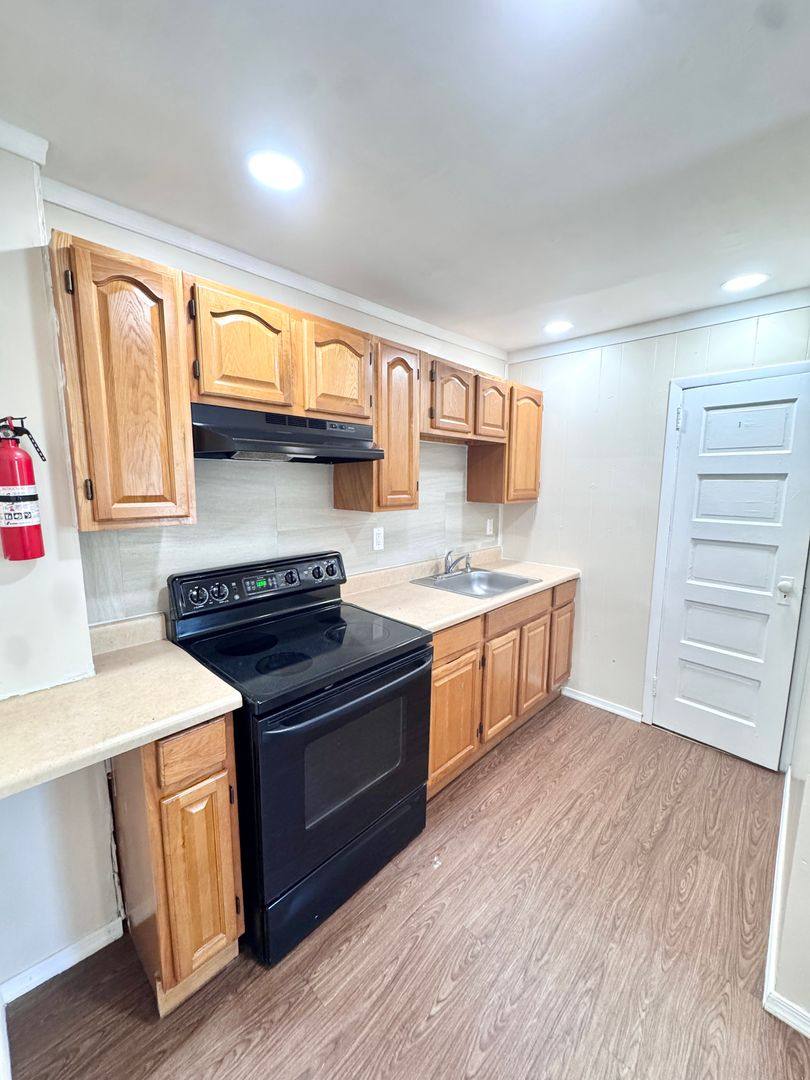 Apartment for rent at 1348 E 6th St, Bethlehem, PA 18015