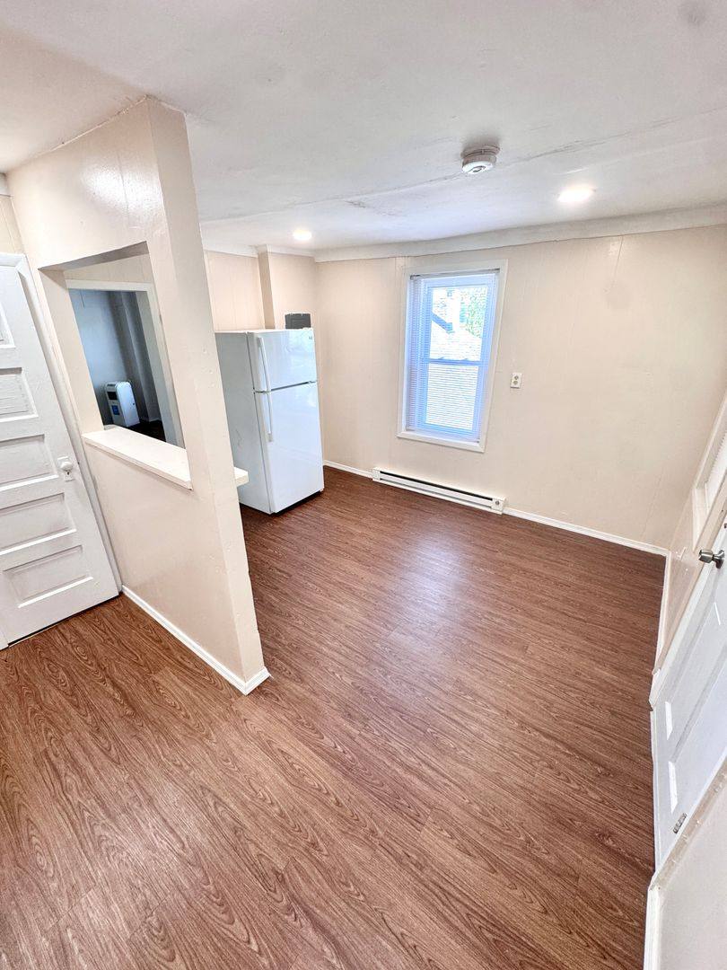 Apartment for rent at 1348 E 6th St, Bethlehem, PA 18015
