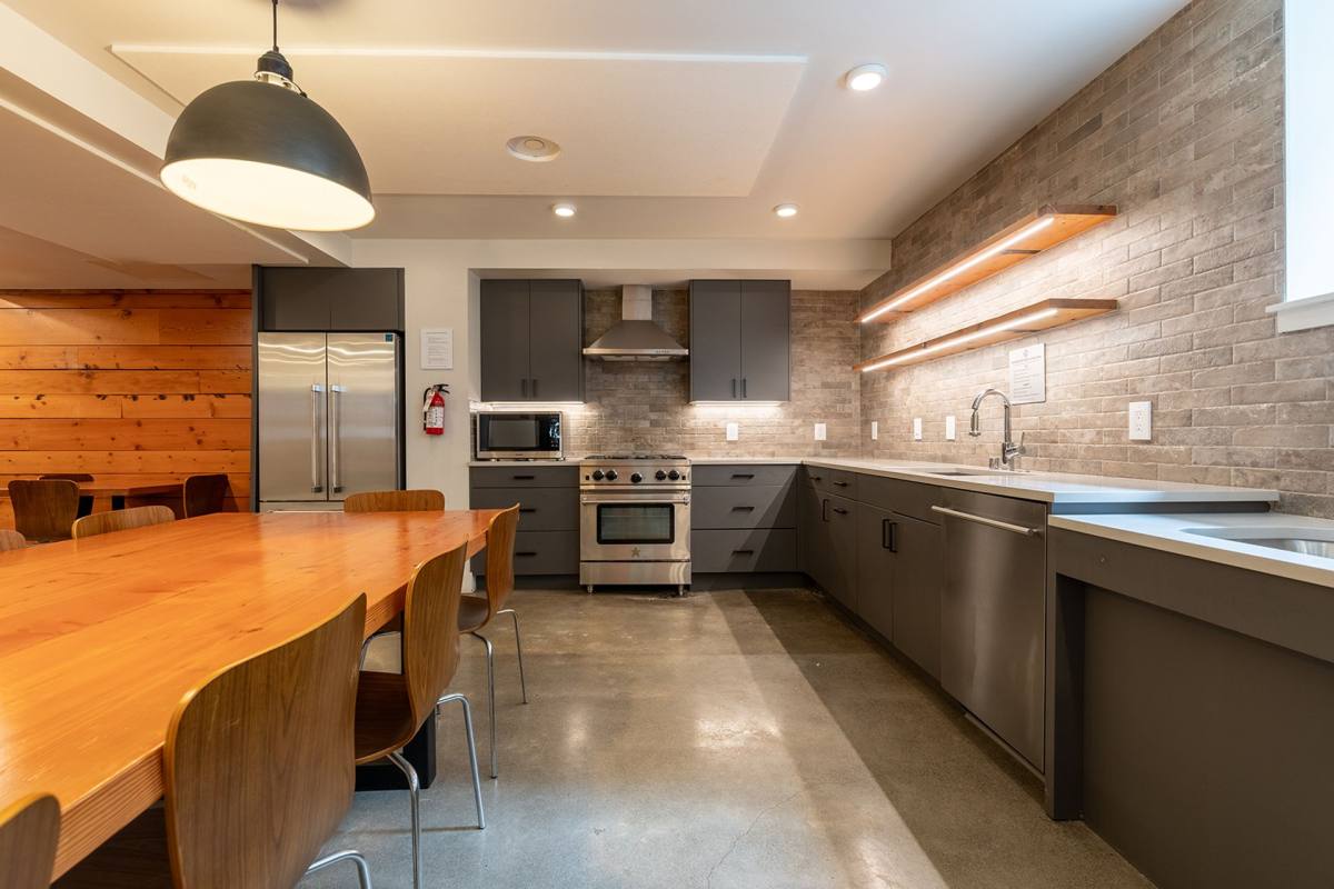 Apartment for rent at 1722 Summit Ave, Seattle, WA 98122