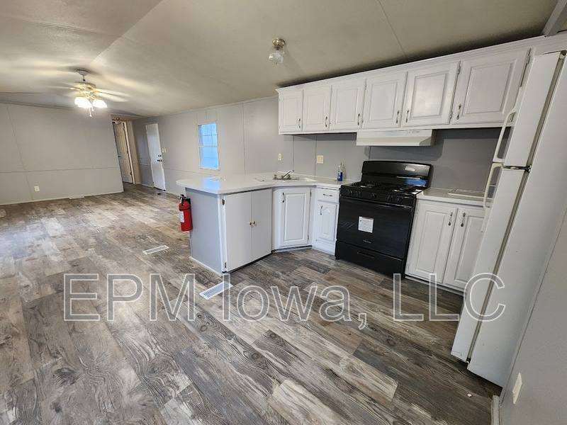 House for rent at 700 W Ridgeway Ave #111, Cedar Falls, IA 50613