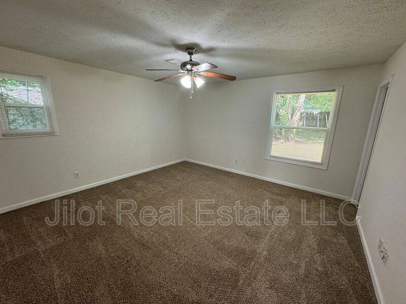 House for rent at 2993 Owens Meadow Dr NW, Kennesaw, GA 30152