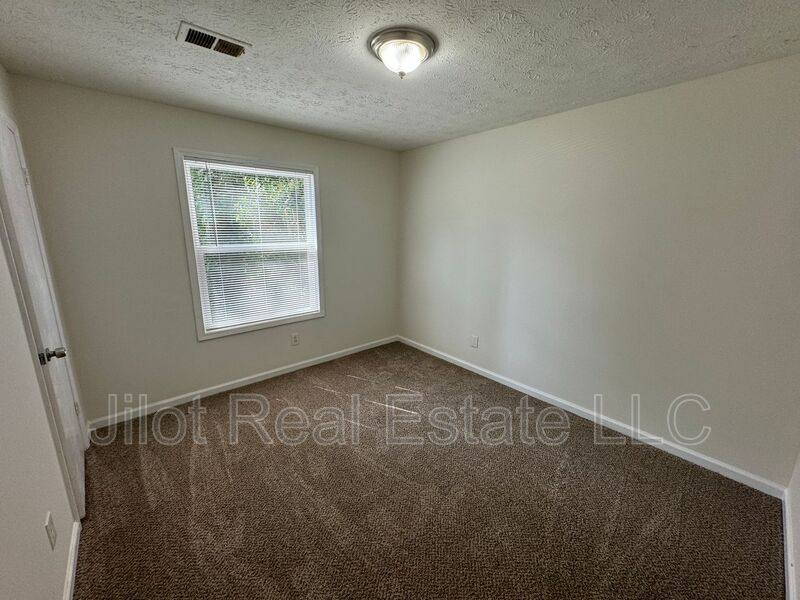 House for rent at 2993 Owens Meadow Dr NW, Kennesaw, GA 30152