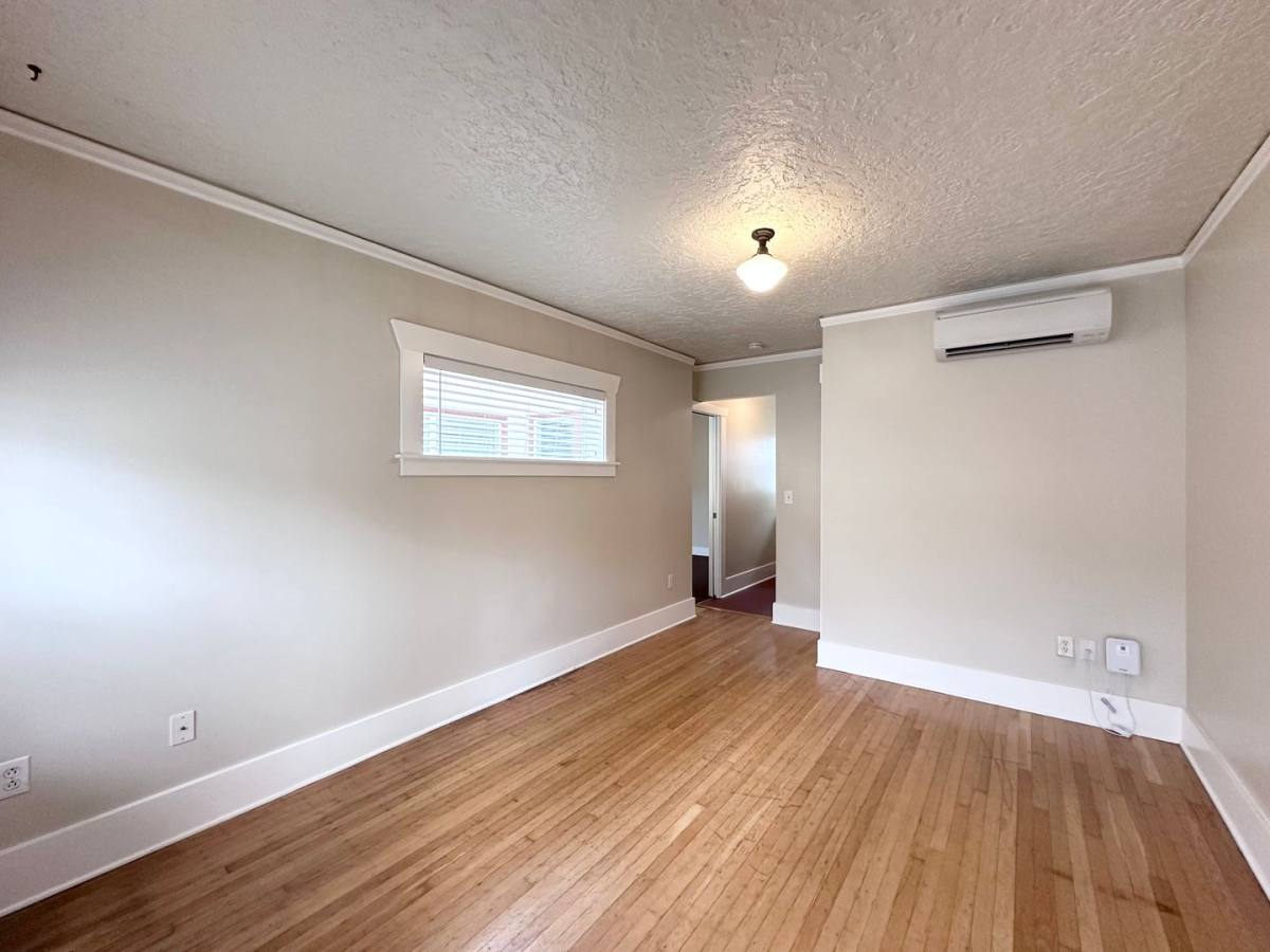 Apartment for rent at 1025 NE 31st Ave, Portland, OR 97232