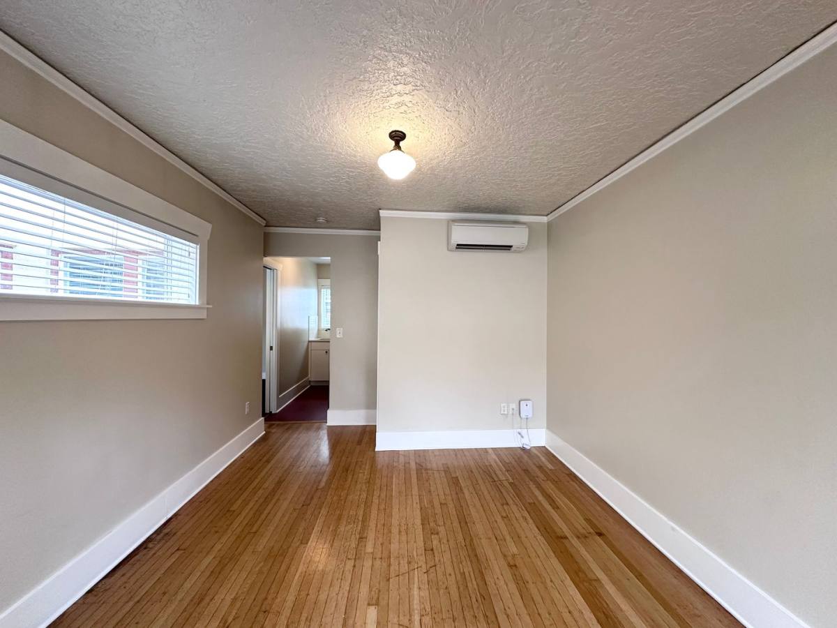 Apartment for rent at 1025 NE 31st Ave, Portland, OR 97232