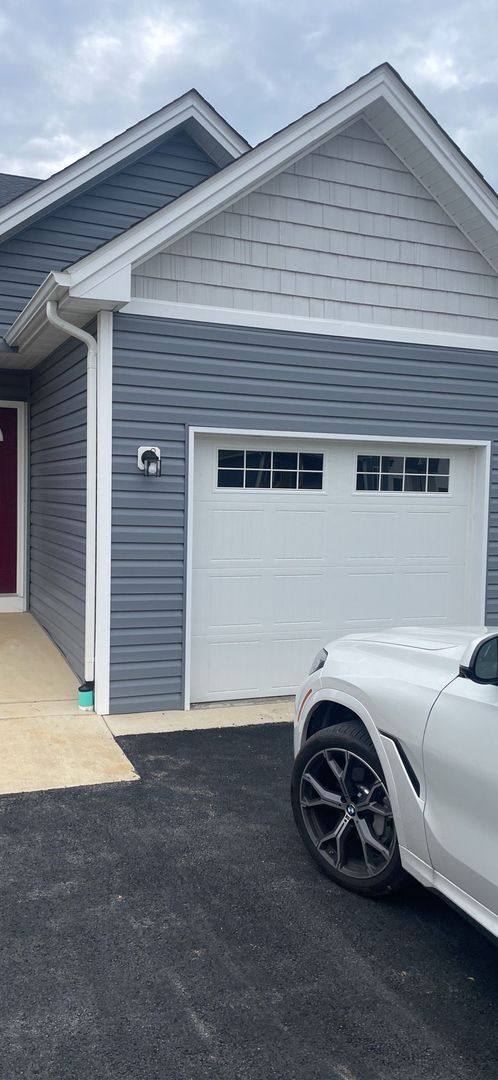 Apartment for rent at 23 Triple Crown Dr, Lexington, VA 24450