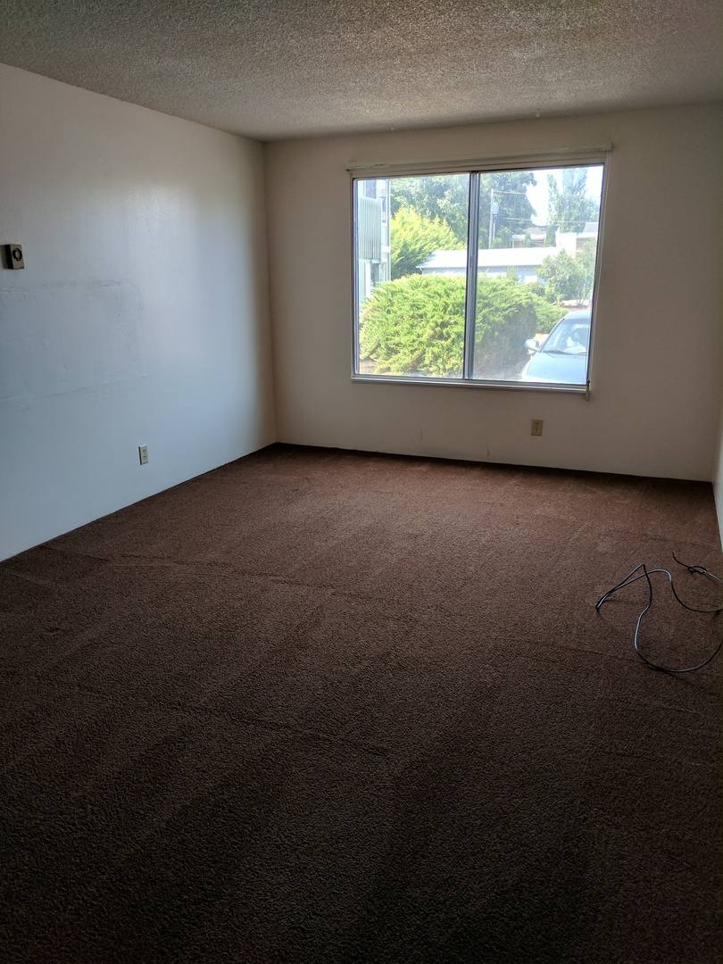 Apartment for rent at 188 Pioneer Parkway W, Springfield, OR 97477