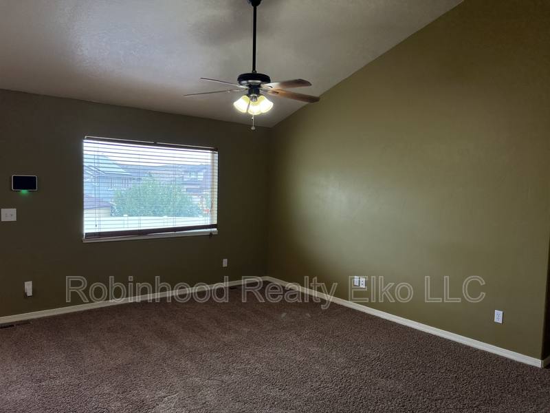 House for rent at 214 Brookwood Dr, Elko, NV 89801
