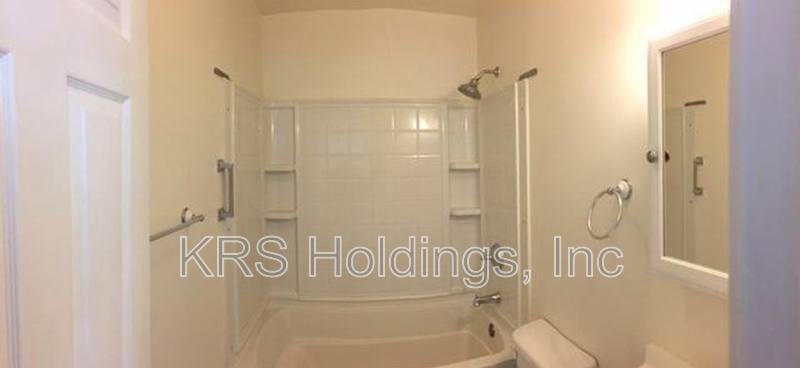 House for rent at 14 Curtis Dr, Newport News, VA 23603