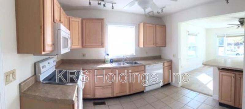 House for rent at 14 Curtis Dr, Newport News, VA 23603