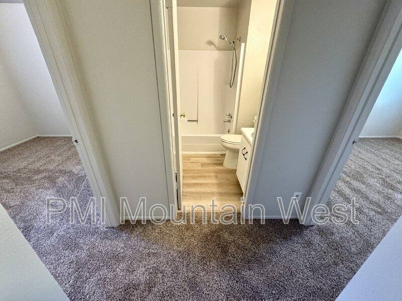 Apartment for rent at 528 S 1100 E #6, Salt Lake City, UT 84102