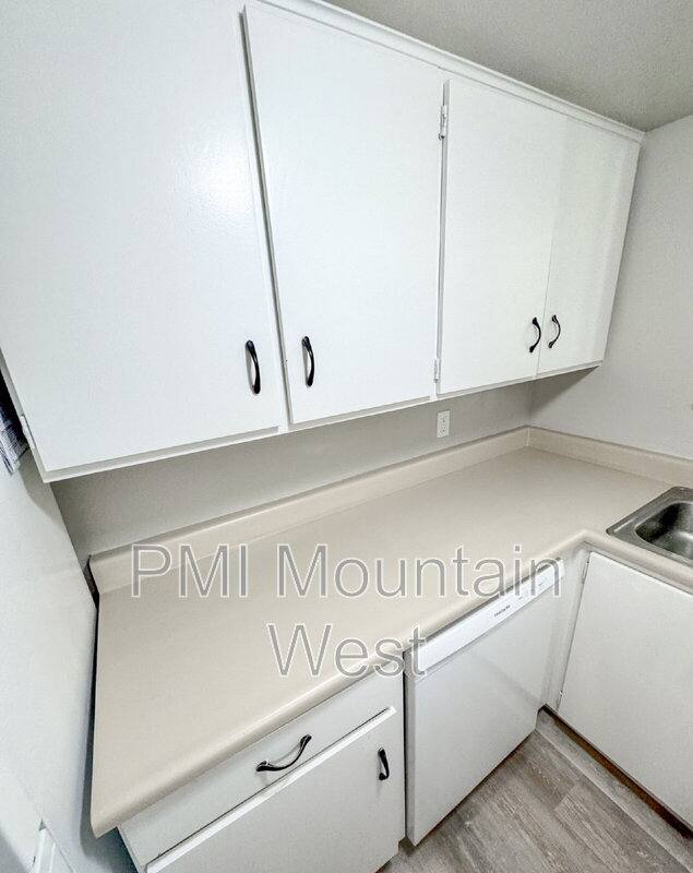 Apartment for rent at 528 S 1100 E #4, Salt Lake City, UT 84102