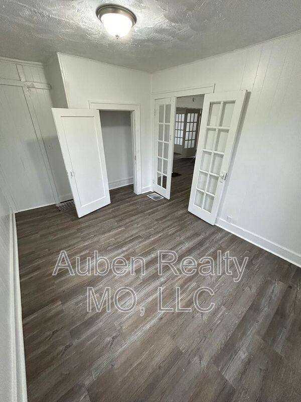 Apartment for rent at 16012 E Tc Lea Rd #A, Independence, MO 64050