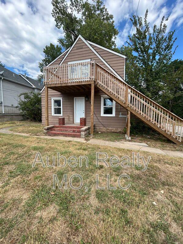 Apartment for rent at 16012 E Tc Lea Rd #A, Independence, MO 64050