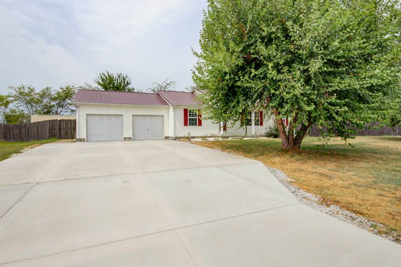 House for rent at 16 Winding Oaks, Elkton, KY 42220