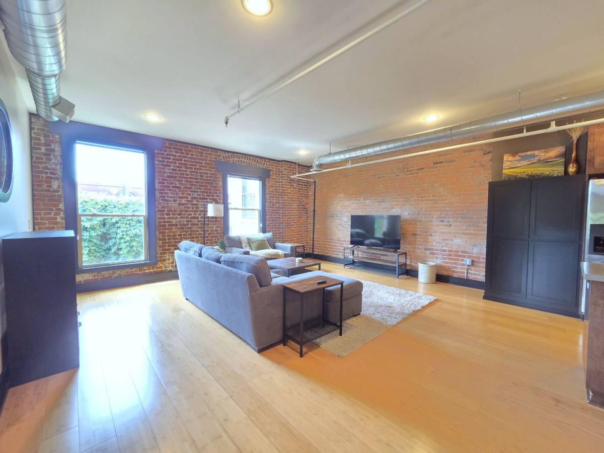 Condo for rent at 401 W 1st Ave, Spokane, WA 99201