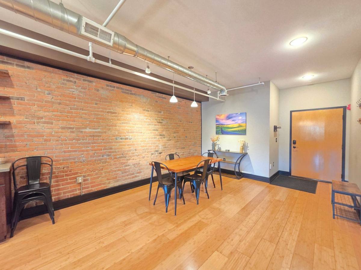Condo for rent at 401 W 1st Ave, Spokane, WA 99201