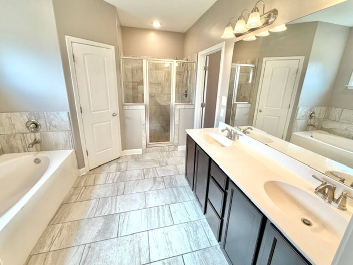 Apartment for rent at 6283 Darwood Dr, Olive Branch, MS 38654
