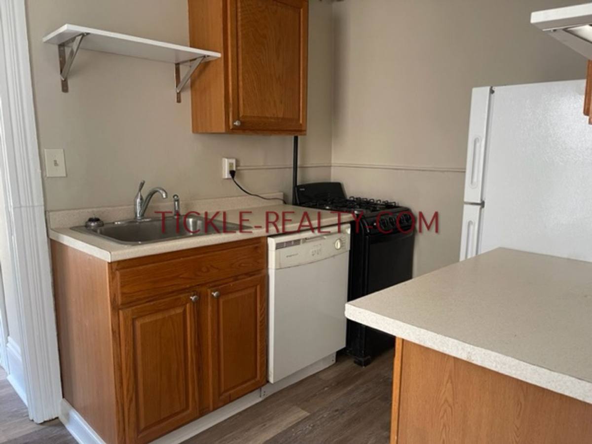 Apartment for rent at 20 Tracy St, Rochester, NY 14607