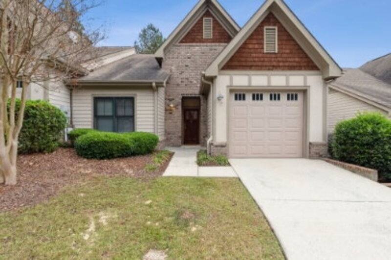 Townhouse for rent at 7 Elk Ridge Lane, Southern Pines, NC 28387