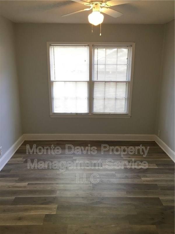 Apartment for rent at 3300 Robinson Ave #B, Austin, TX 78722