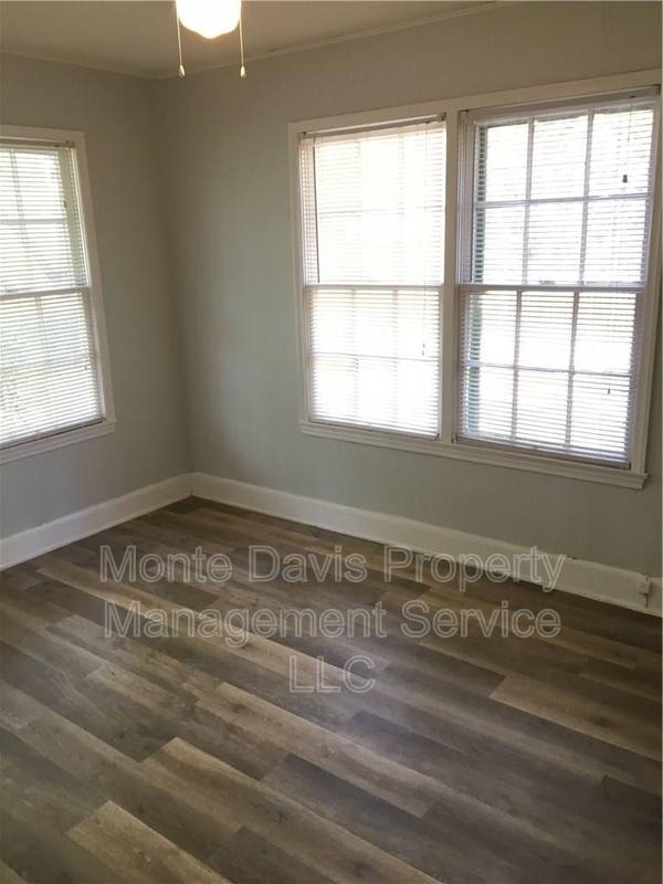 Apartment for rent at 3300 Robinson Ave #B, Austin, TX 78722