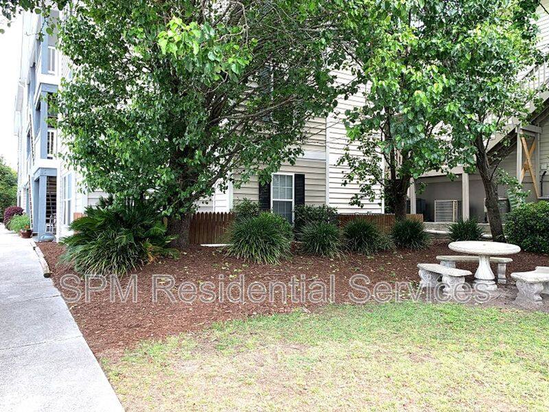 Apartment for rent at 211 Red Cross St #3C, Wilmington, NC 28401