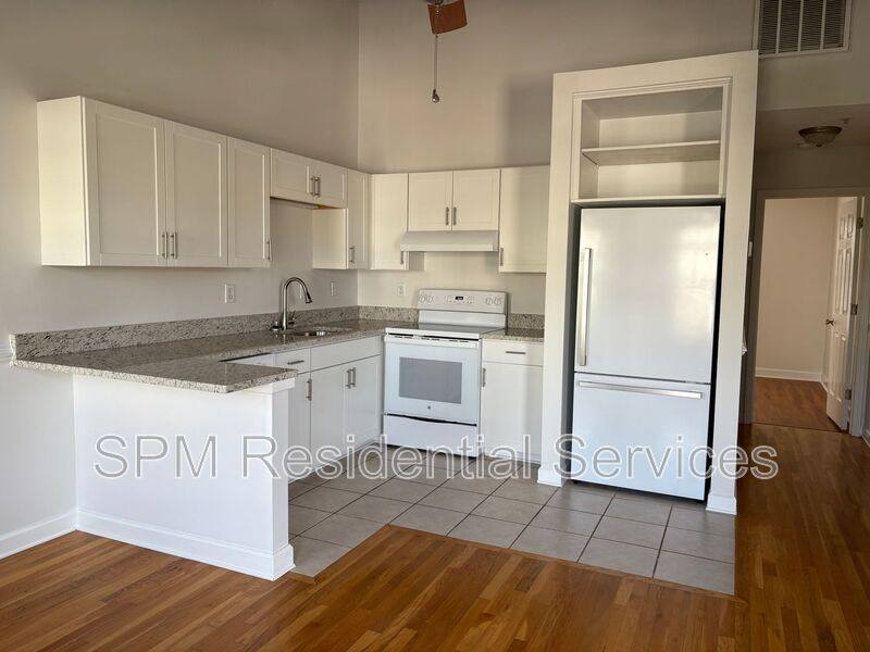 Apartment for rent at 211 Red Cross St #3C, Wilmington, NC 28401