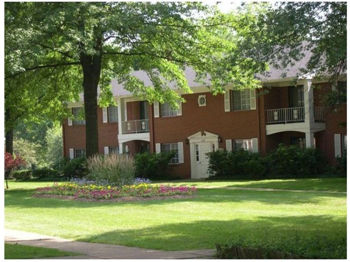 Townhouse for rent at 4000 Monticello Blvd, Youngstown, OH 44505