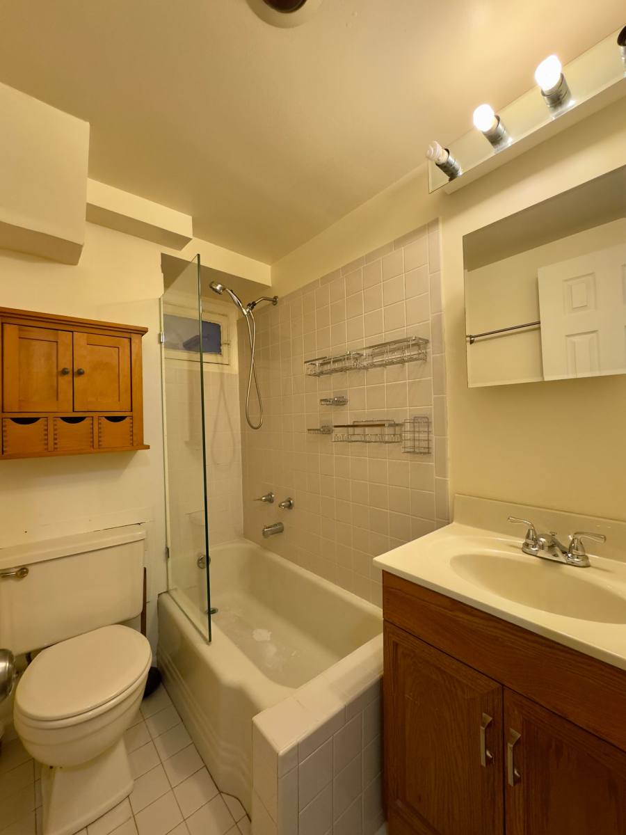 Apartment for rent at 2811 N Calvert St, Baltimore, MD 21218
