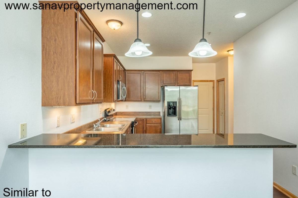 House for rent at 552 86th St, West Des Moines, IA 50266