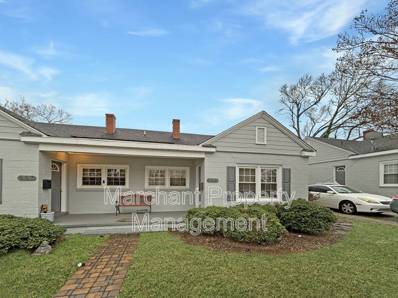 Apartment for rent at 665 Ravenel St, Spartanburg, SC 29302