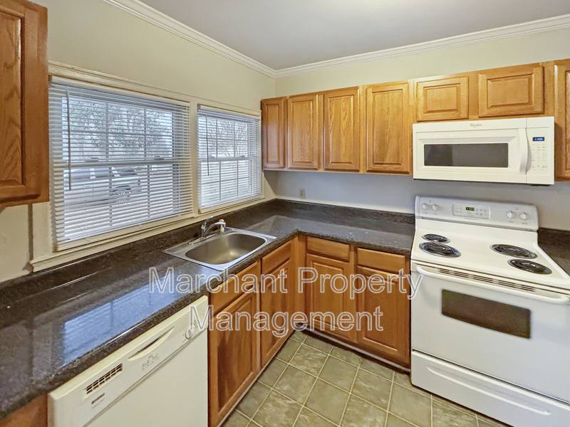 Apartment for rent at 665 Ravenel St, Spartanburg, SC 29302