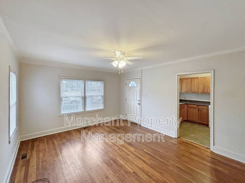 Apartment for rent at 665 Ravenel St, Spartanburg, SC 29302