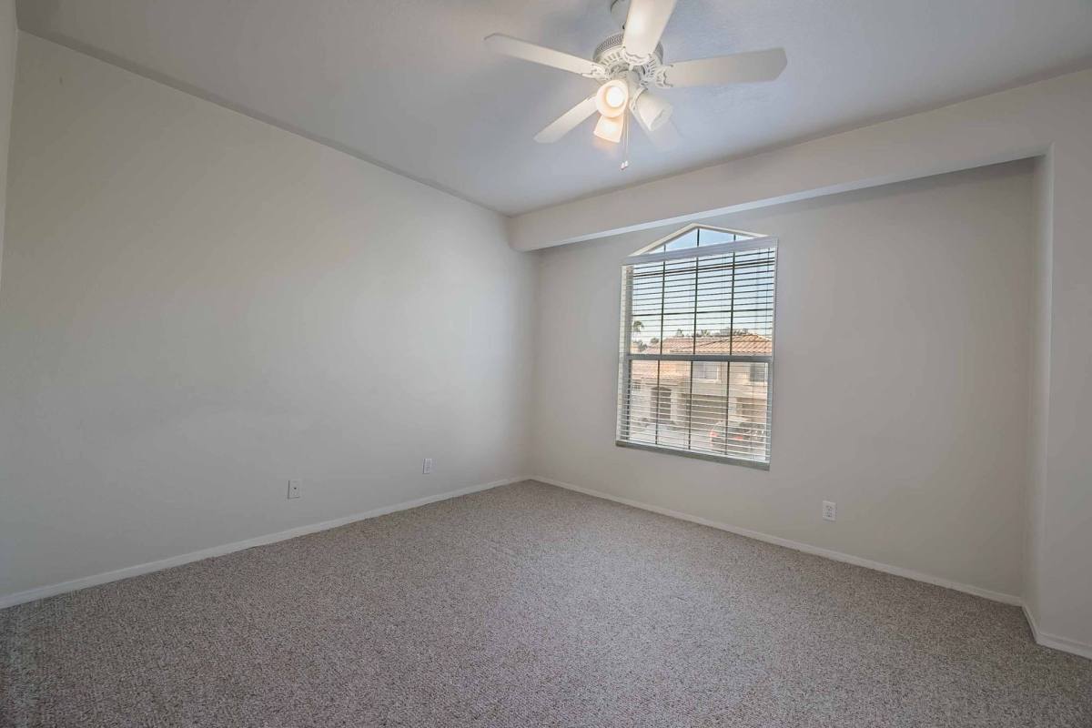 Townhouse for rent at 2815 Dawn Crossing Dr, Henderson, NV 89074