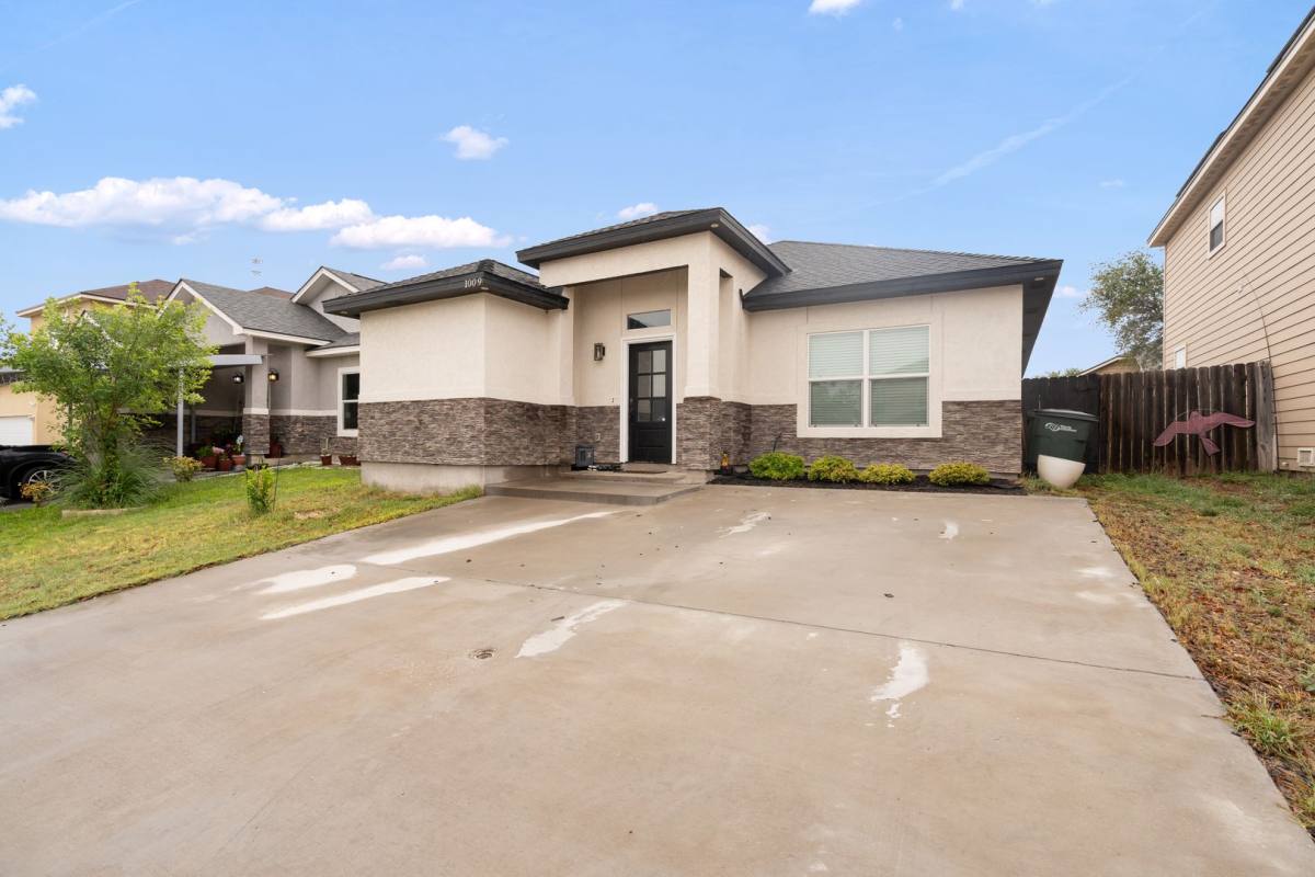 House for rent at 1009 Tesoro Hills, Del Rio, TX 78840