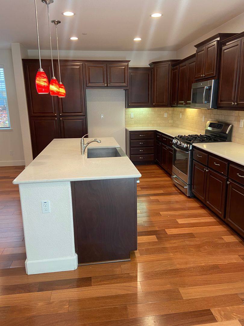 House for rent at 931 Willow Bridge Dr, Folsom, CA 95630