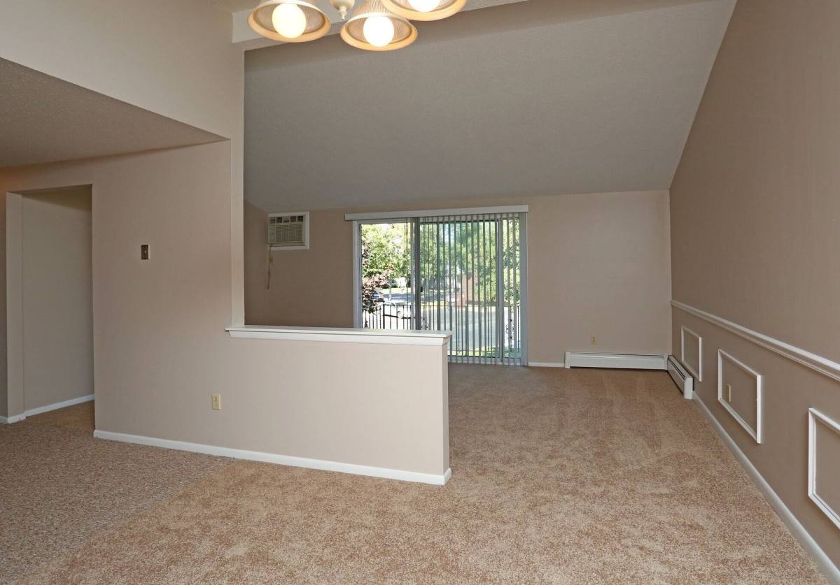 Apartment for rent at 5570 Camp Rd, Hamburg, NY 14075
