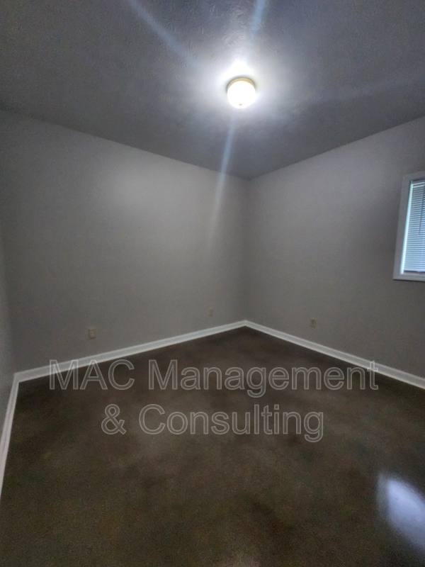 Apartment for rent at 978 N Franklin Ave #3, Cookeville, TN 38501