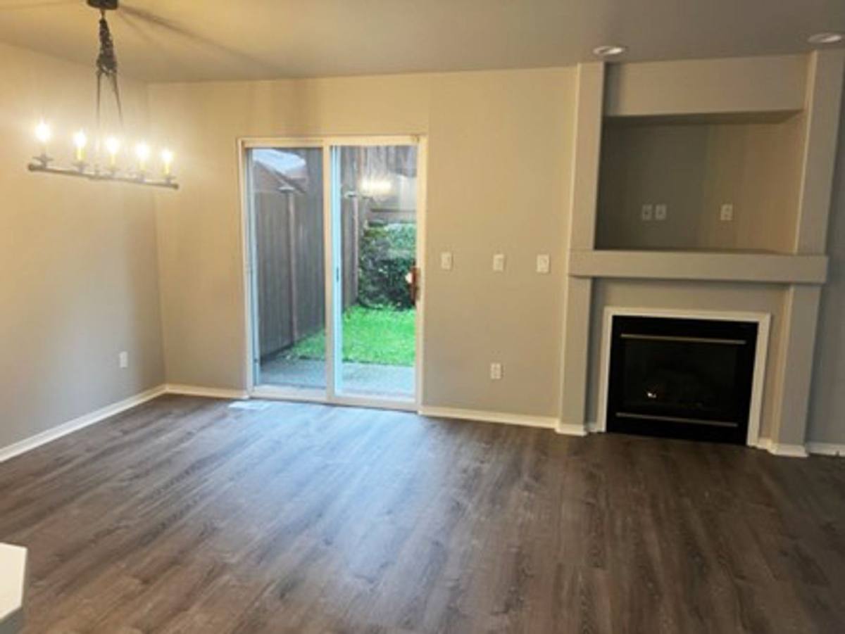 House for rent at 1008 Sunset Blvd NE, Renton, WA 98056