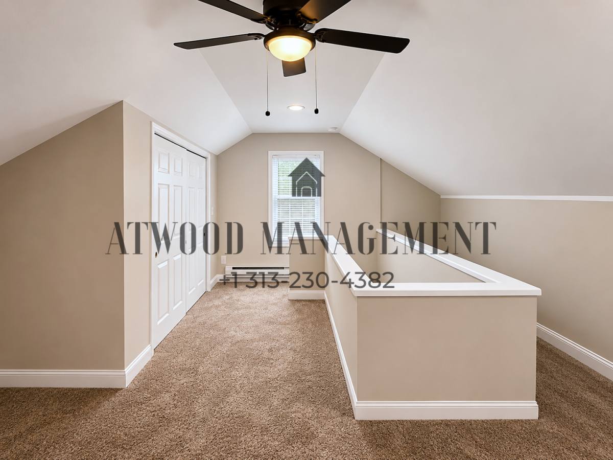 House for rent at 10037 Grayton St, Detroit, MI 48224