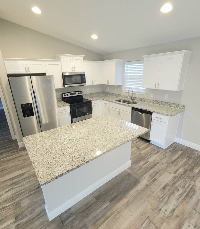 House for rent at 106 Oak Circle, Ocala, FL 34472