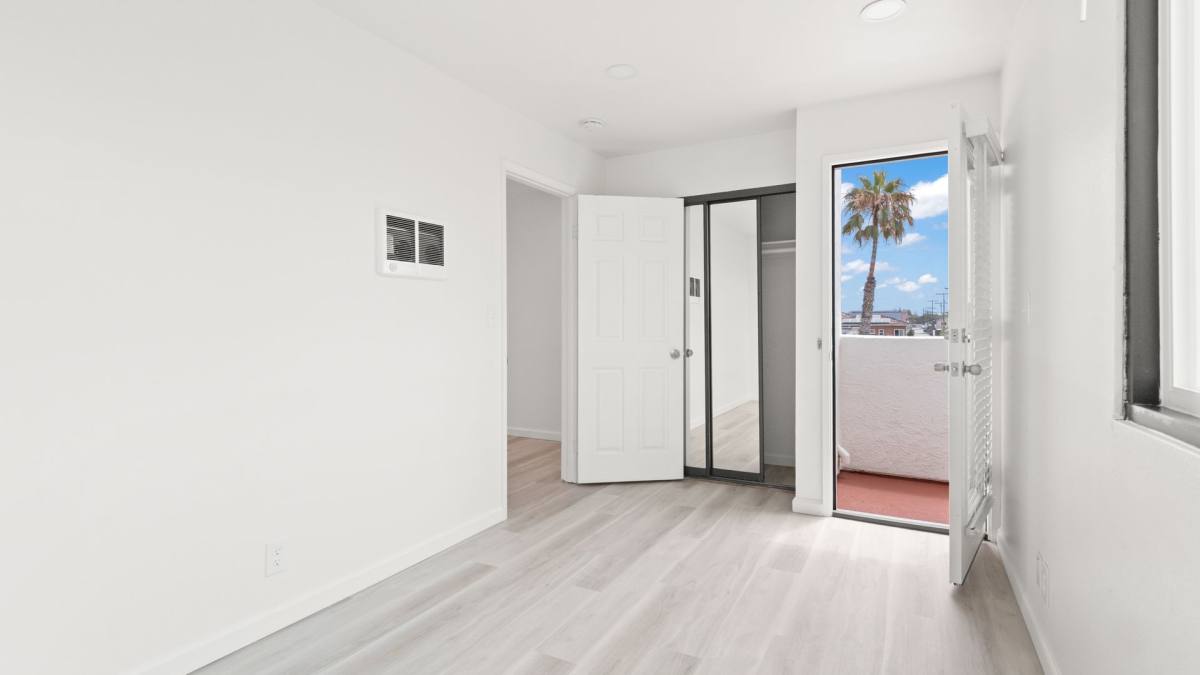 Apartment for rent at 921-933 Seacoast Dr, Imperial Beach, CA 91932