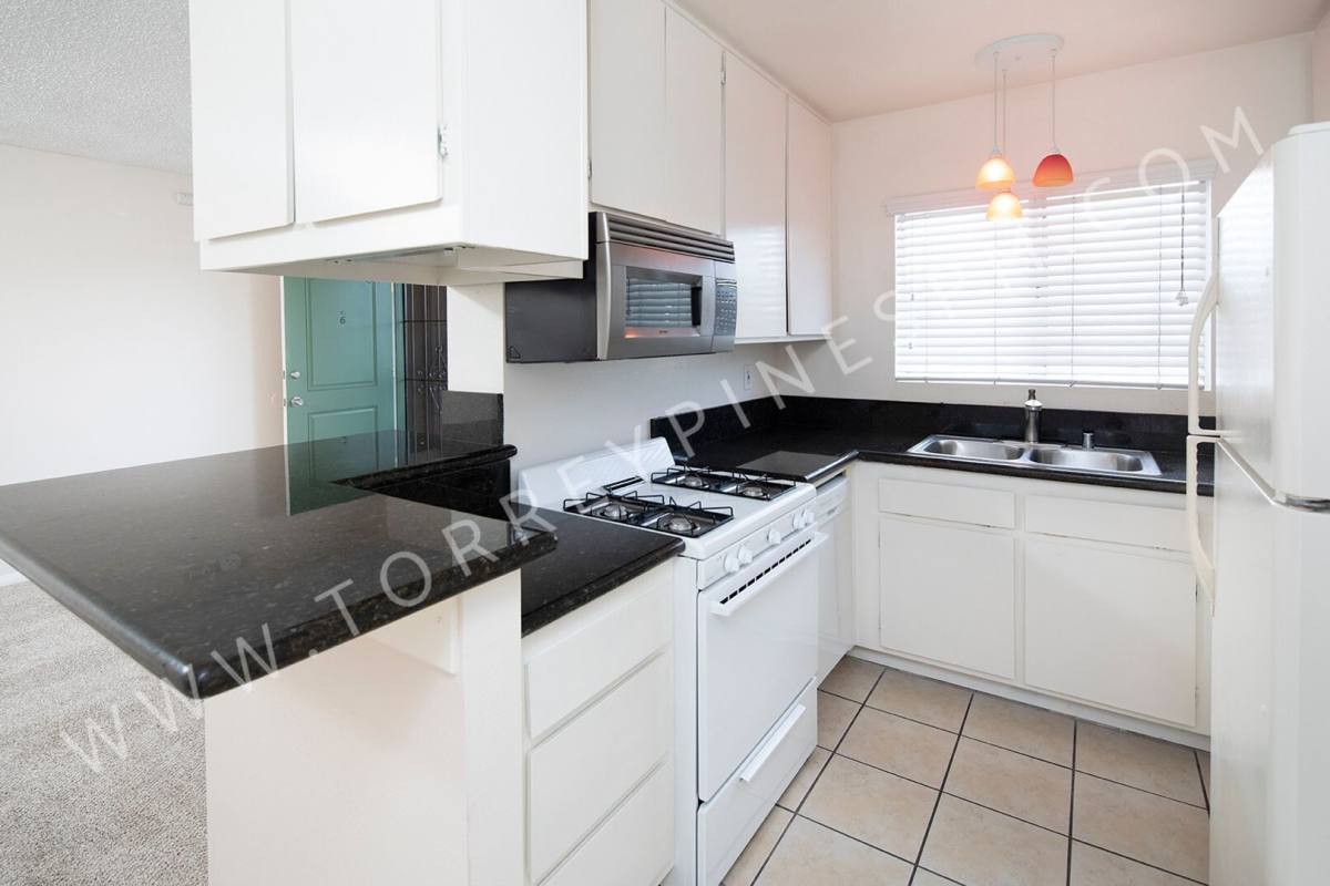 Apartment for rent at 1459 Hornblend St, San Diego, CA 92109