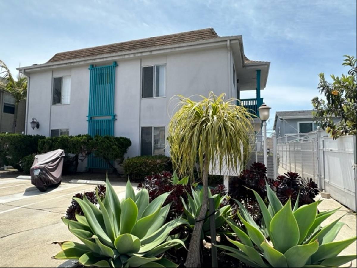 Apartment for rent at 1459 Hornblend St, San Diego, CA 92109