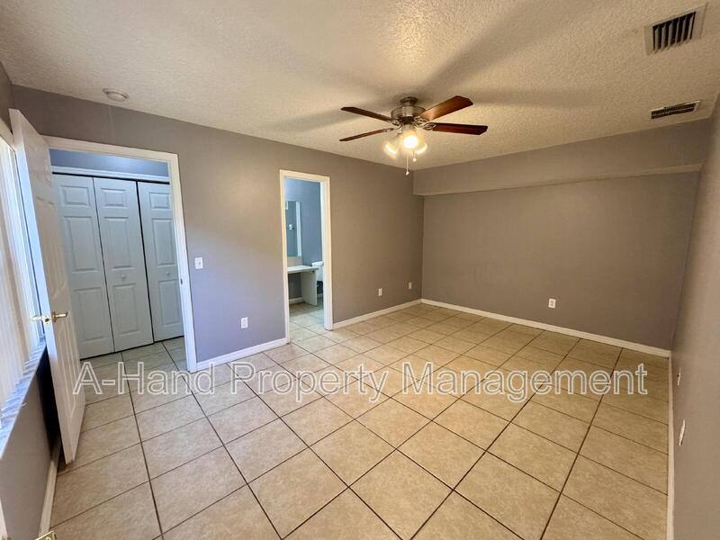 Apartment for rent at 2725 Fan Palm Dr #B, Davenport, FL 33897