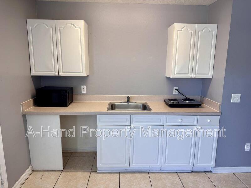 Apartment for rent at 2725 Fan Palm Dr #B, Davenport, FL 33897