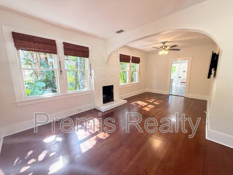 House for rent at 1103 Charles St, Clearwater, FL 33755